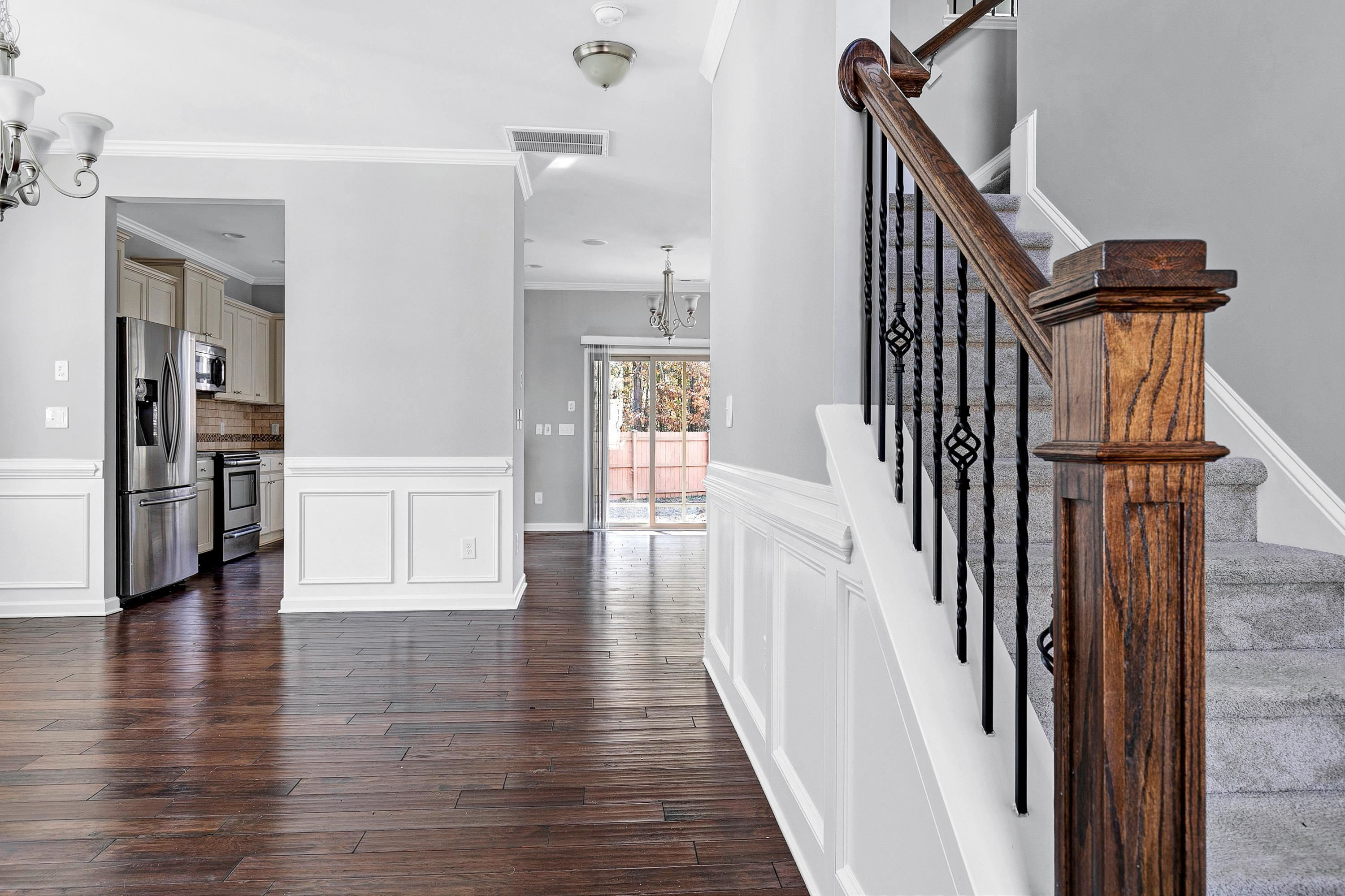 304 Crosstie Street