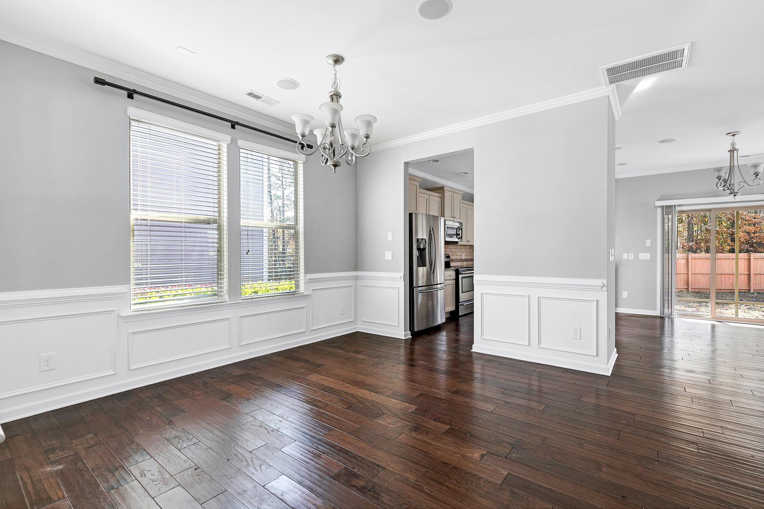 304 Crosstie Street