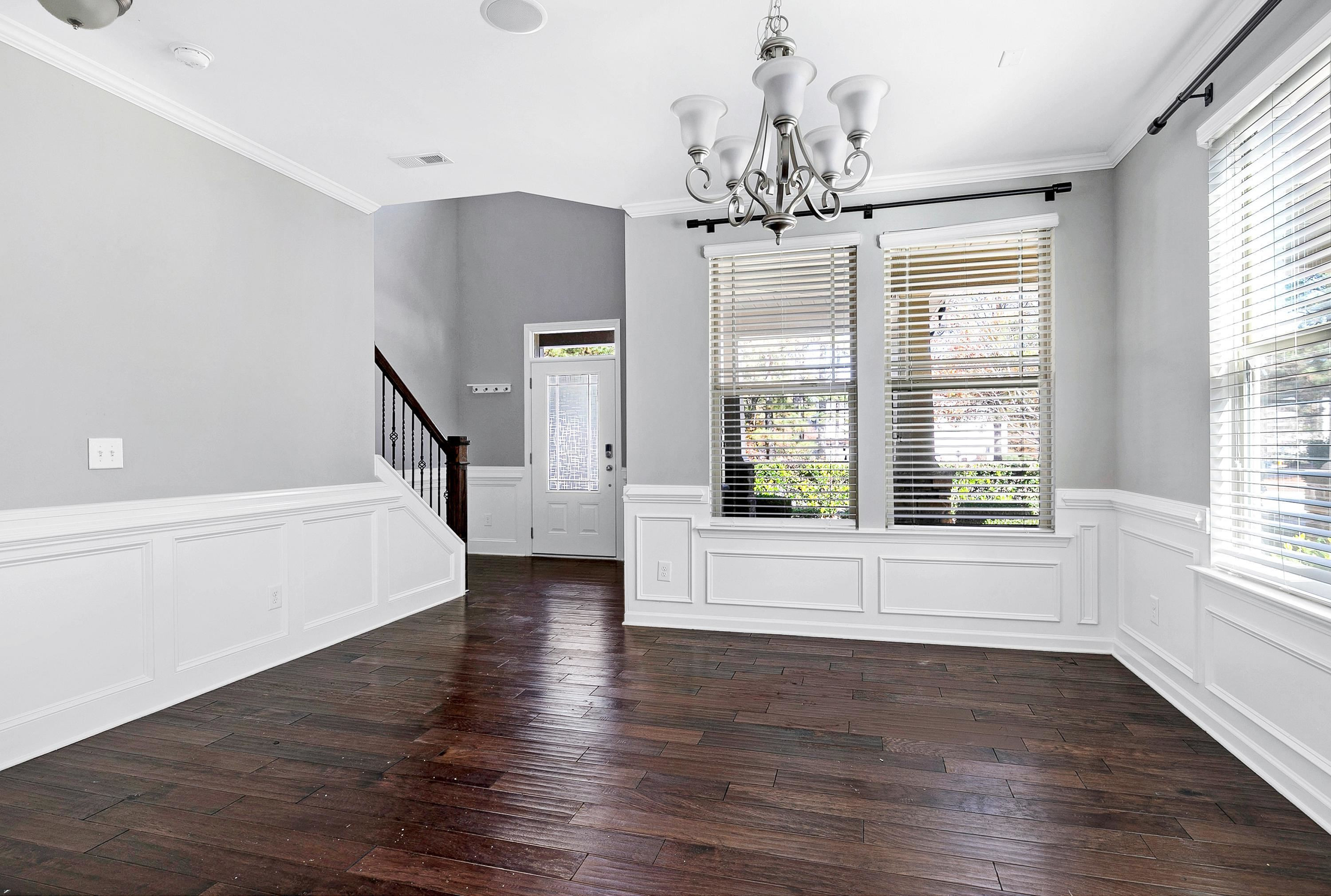 304 Crosstie Street
