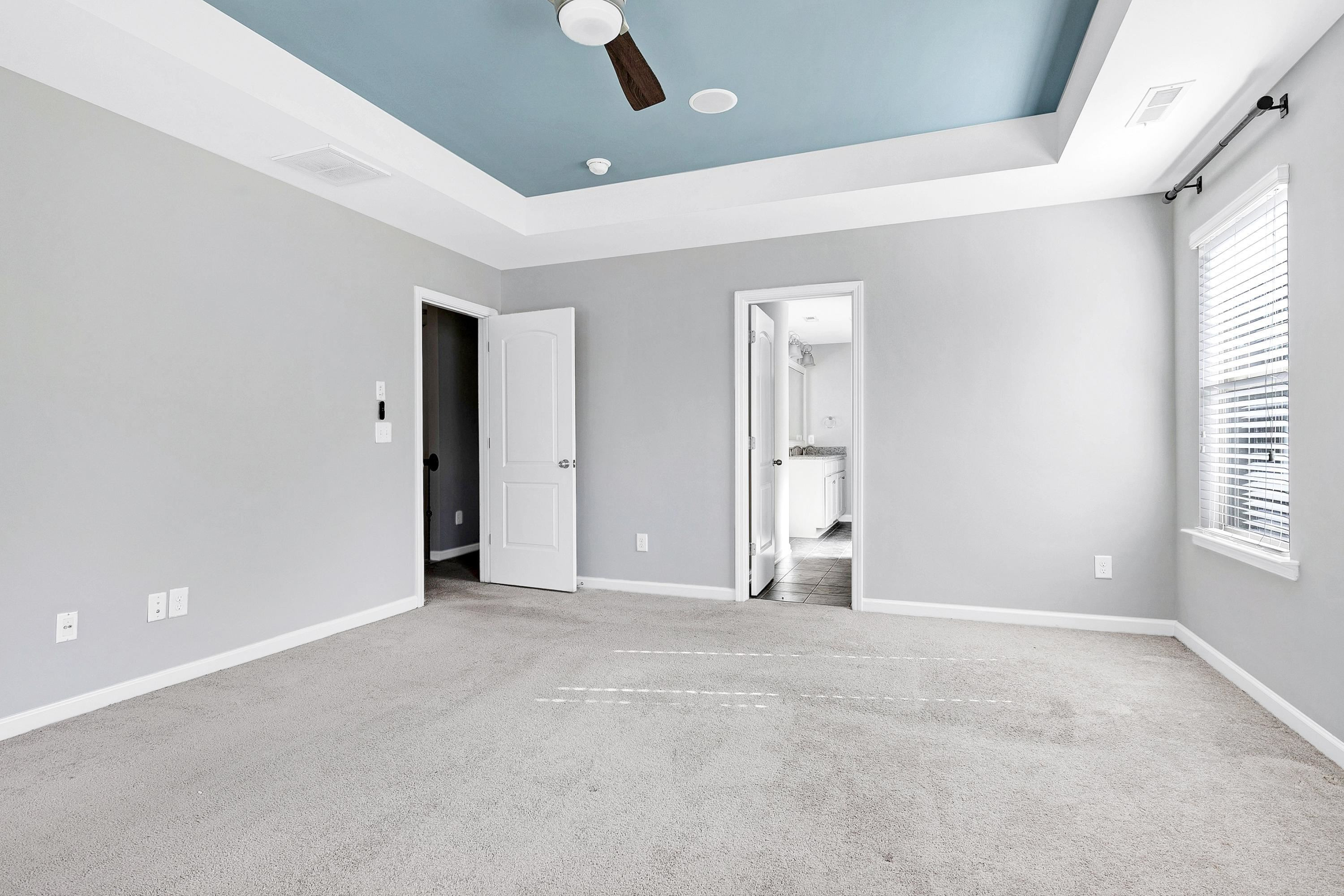 304 Crosstie Street