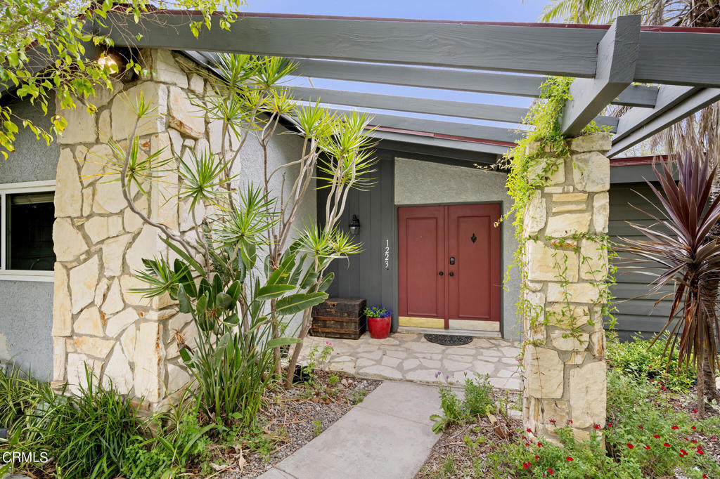 1223 Bryson Avenue
