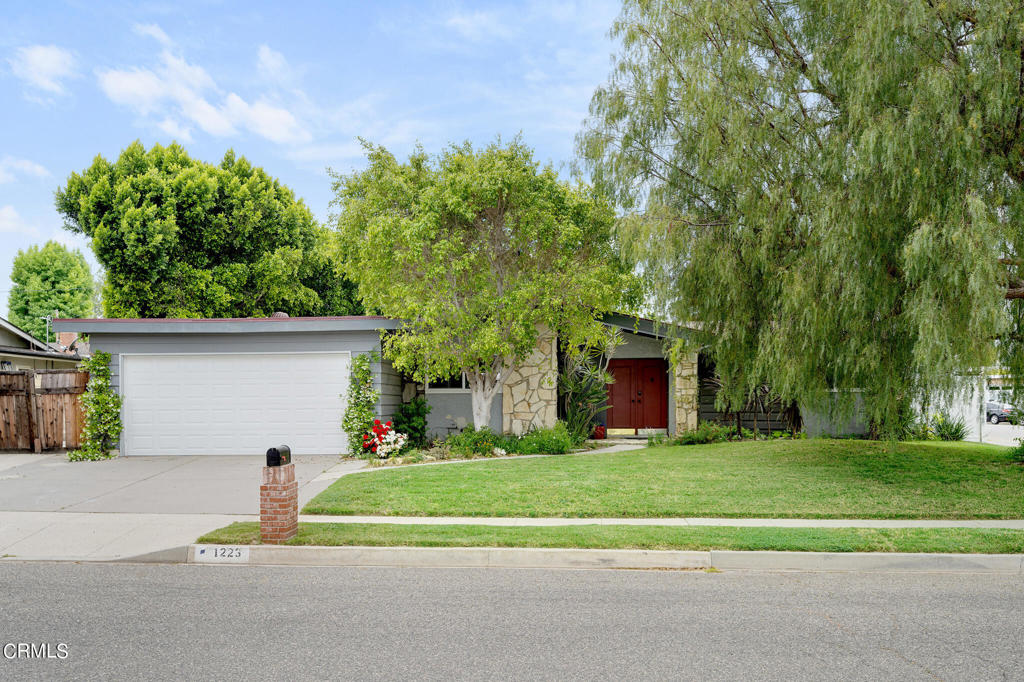 1223 Bryson Avenue