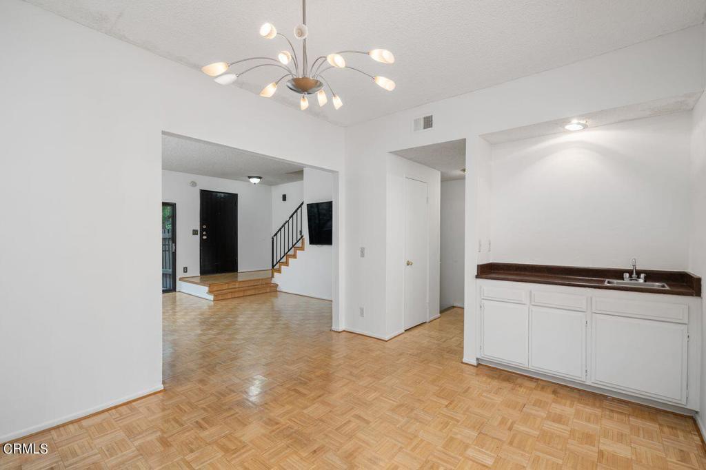 15061 Sherman Way Unit: D
