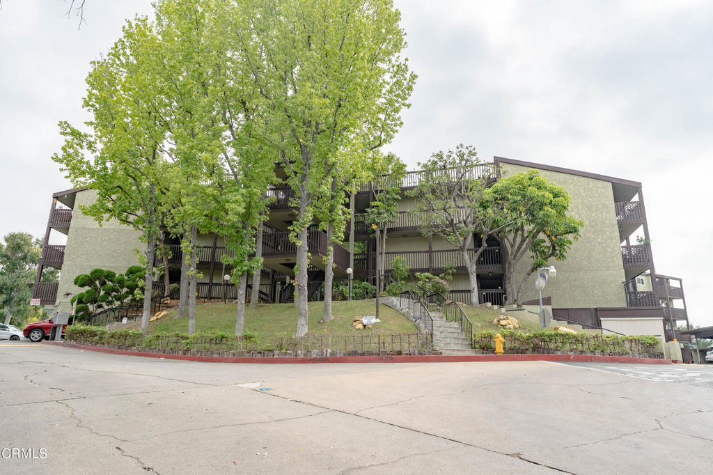 5850 Benner Street Unit: 306