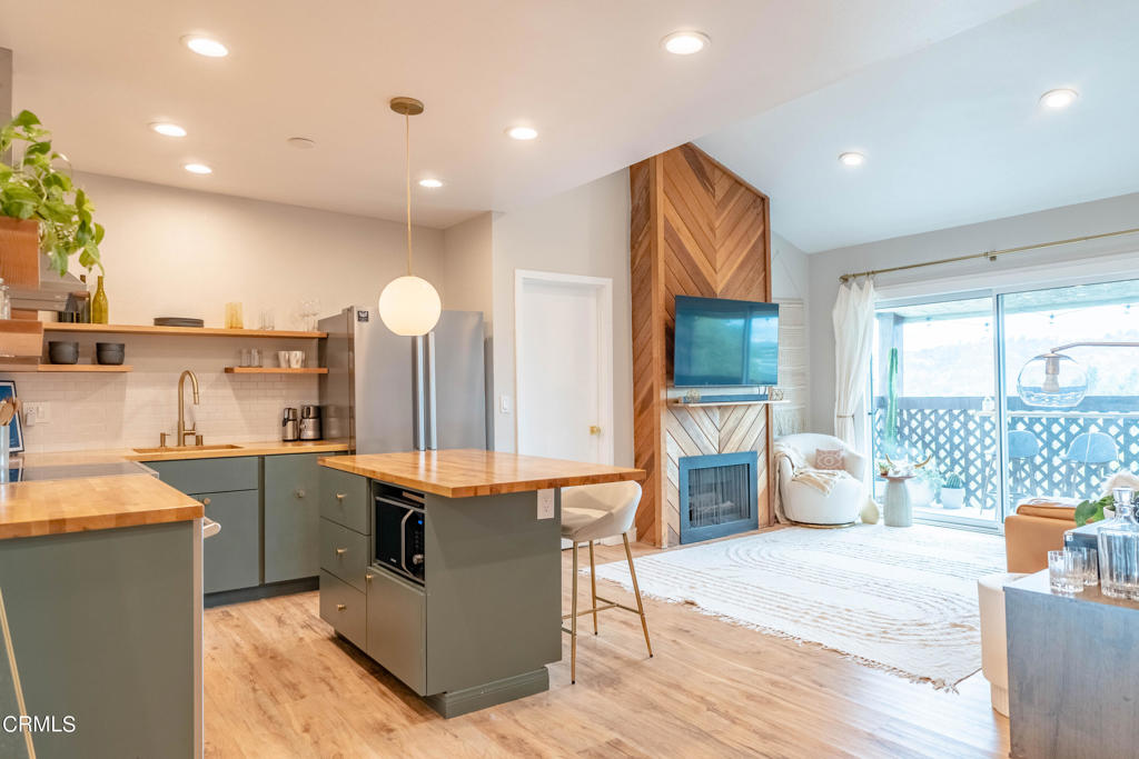 5850 Benner Street Unit: 306