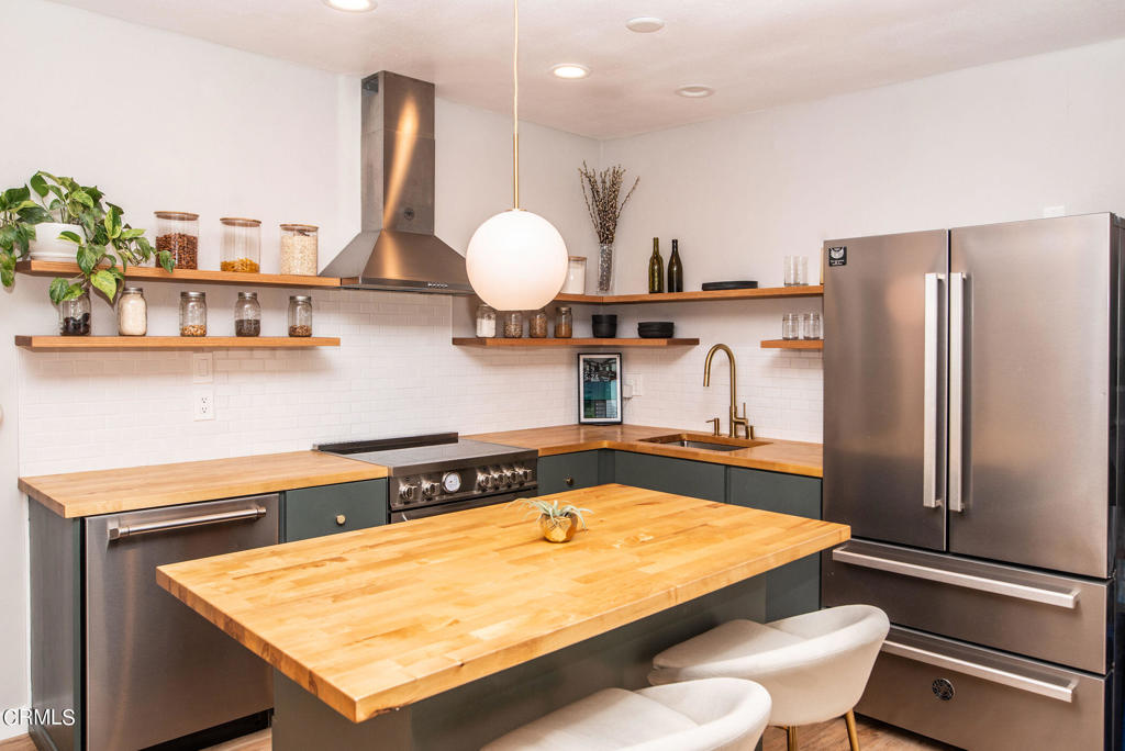 5850 Benner Street Unit: 306