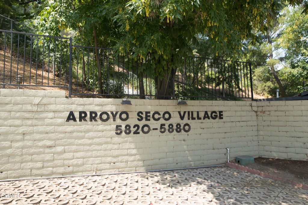 5850 Benner Street Unit: 306
