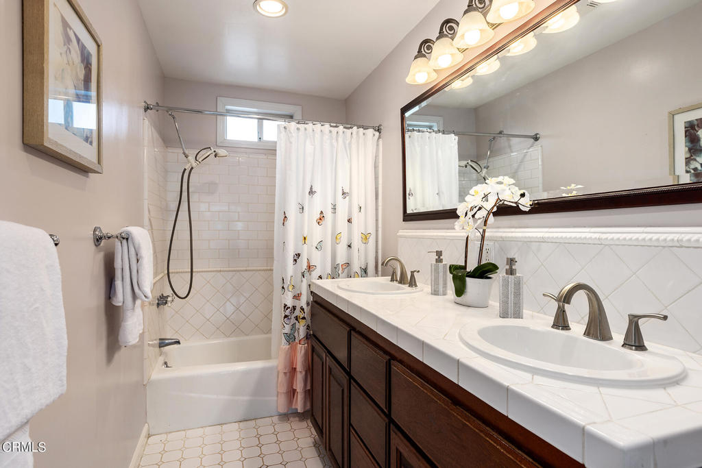 333 N Frederic Street