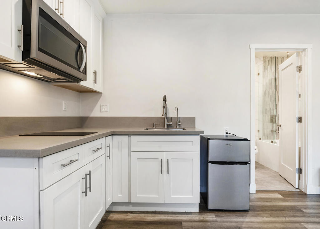 3965 E California Boulevard