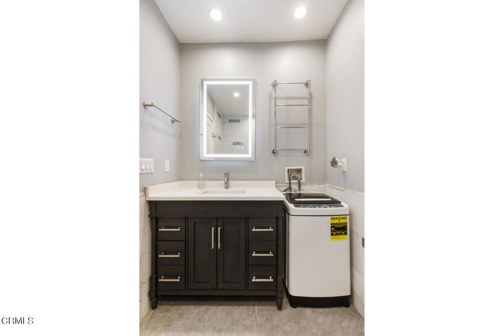 3965 E California Boulevard