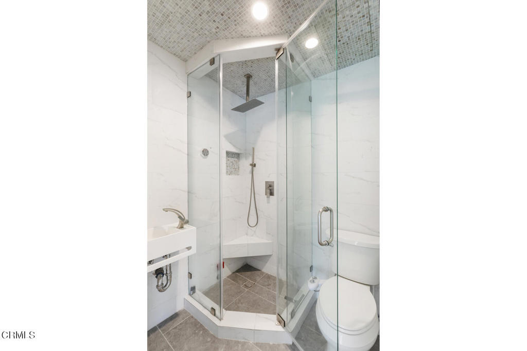 3965 E California Boulevard