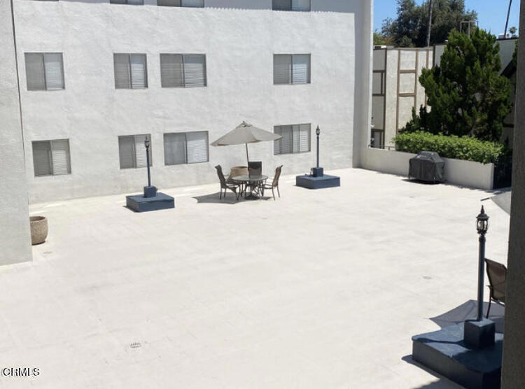 497 S El Molino Avenue Unit: 209