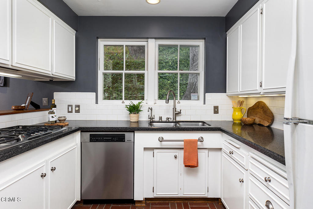 1408 Beaudry Boulevard