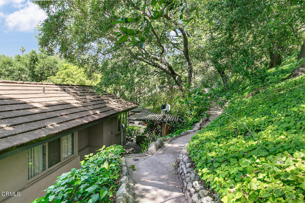 660 Busch Garden Lane