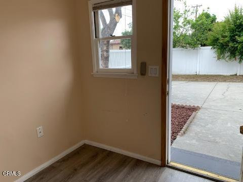 9423 Broadway