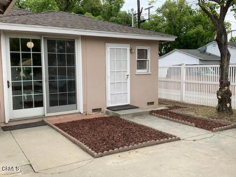 9423 Broadway