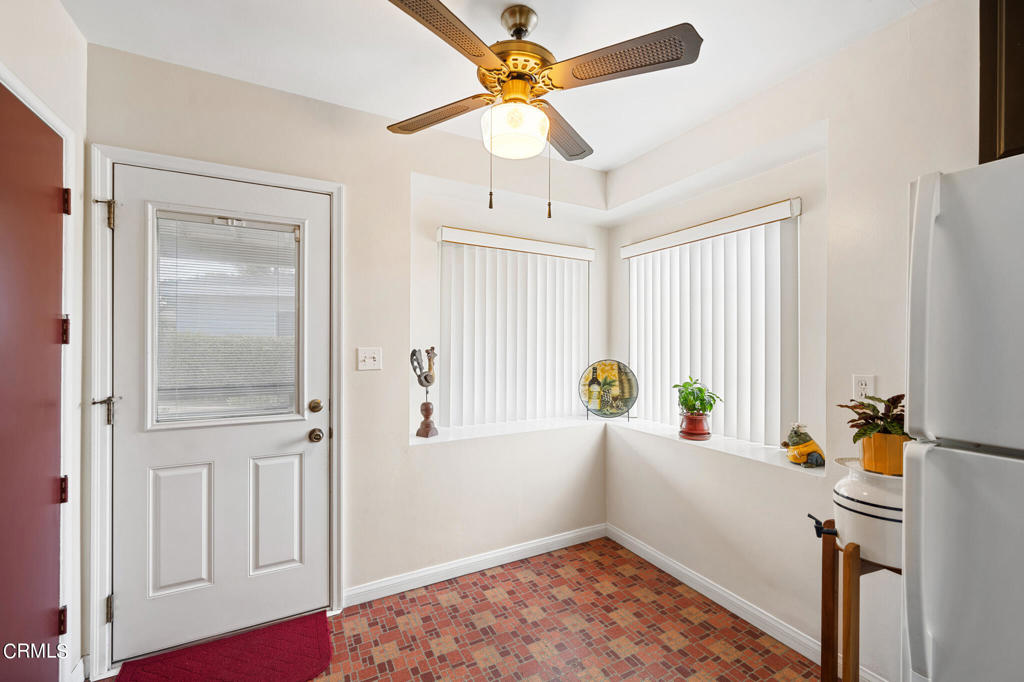 15513 Carnell Street