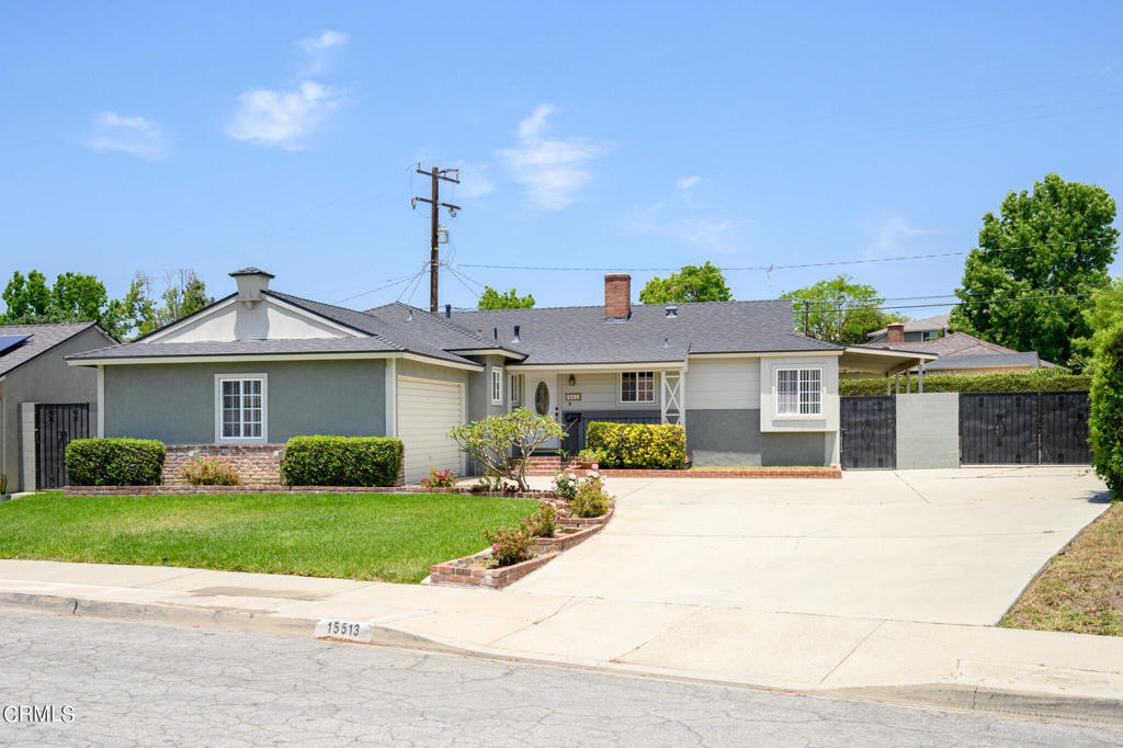 15513 Carnell Street