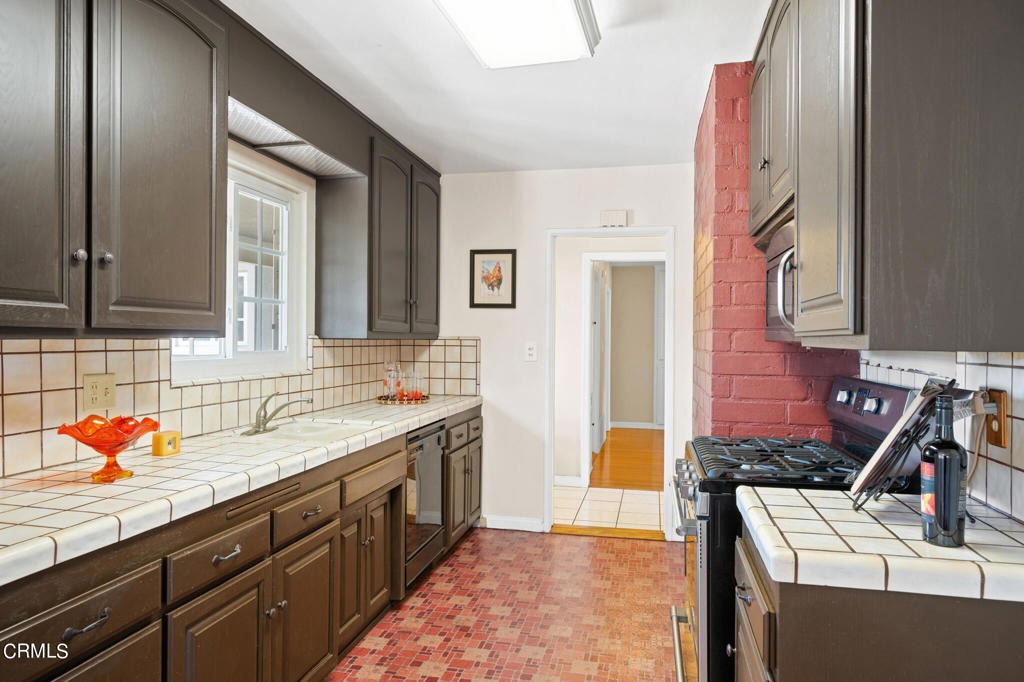 15513 Carnell Street