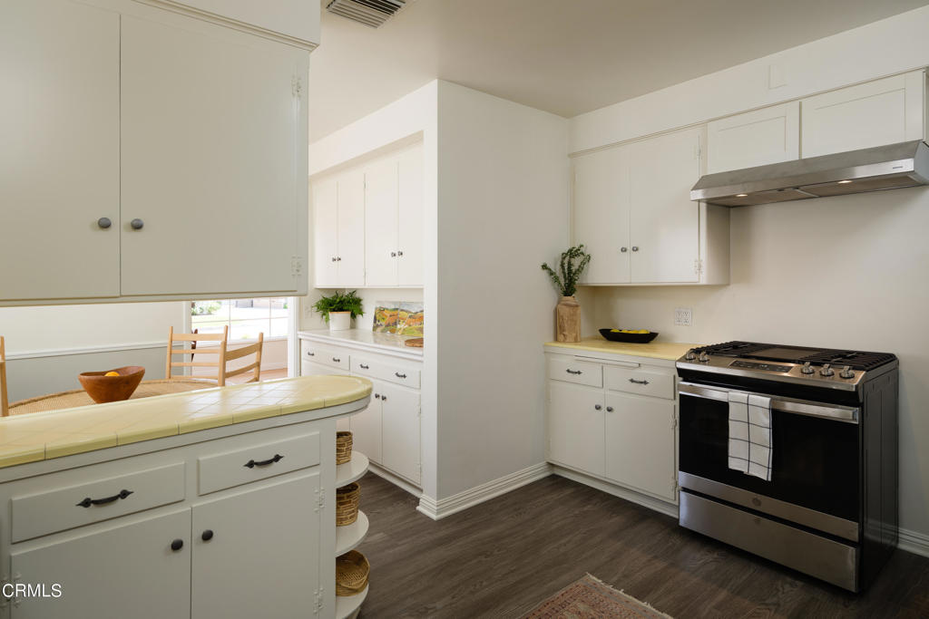 2401 Queensberry Road