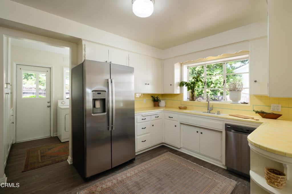 2401 Queensberry Road