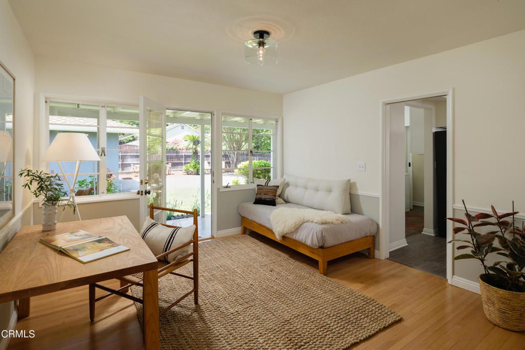2401 Queensberry Road