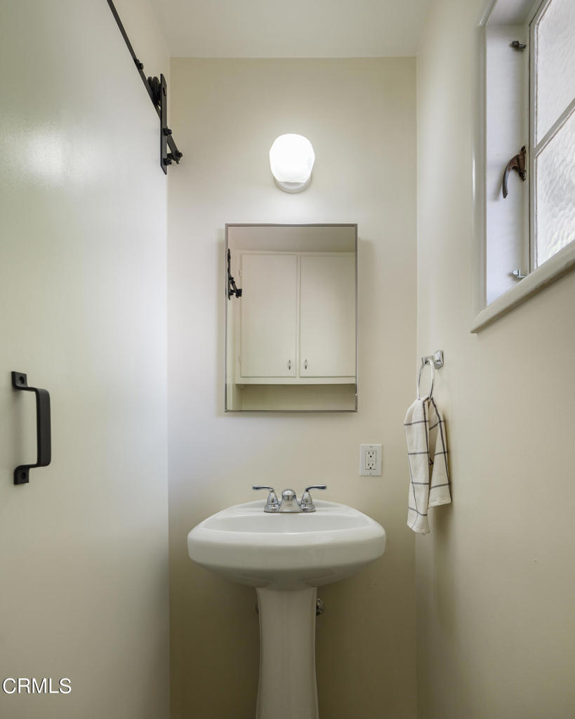 2401 Queensberry Road