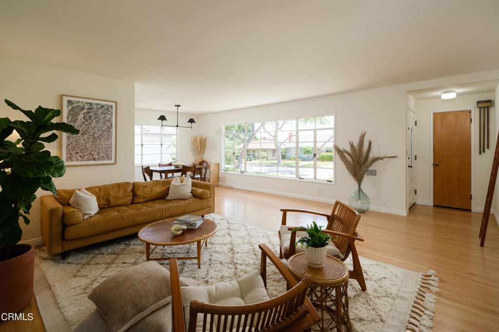 2401 Queensberry Road