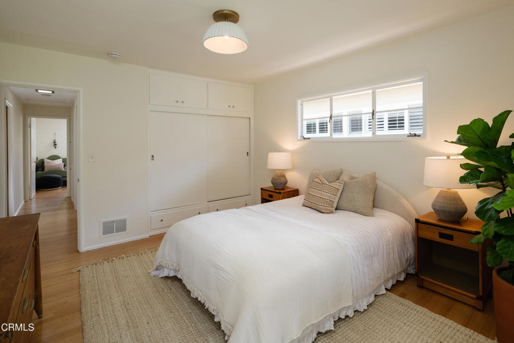 2401 Queensberry Road