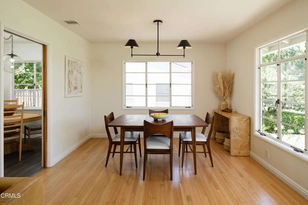 2401 Queensberry Road