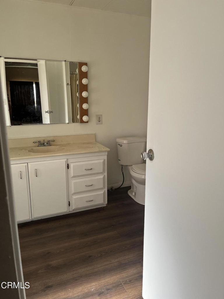 1301 E I Avenue Unit: 250