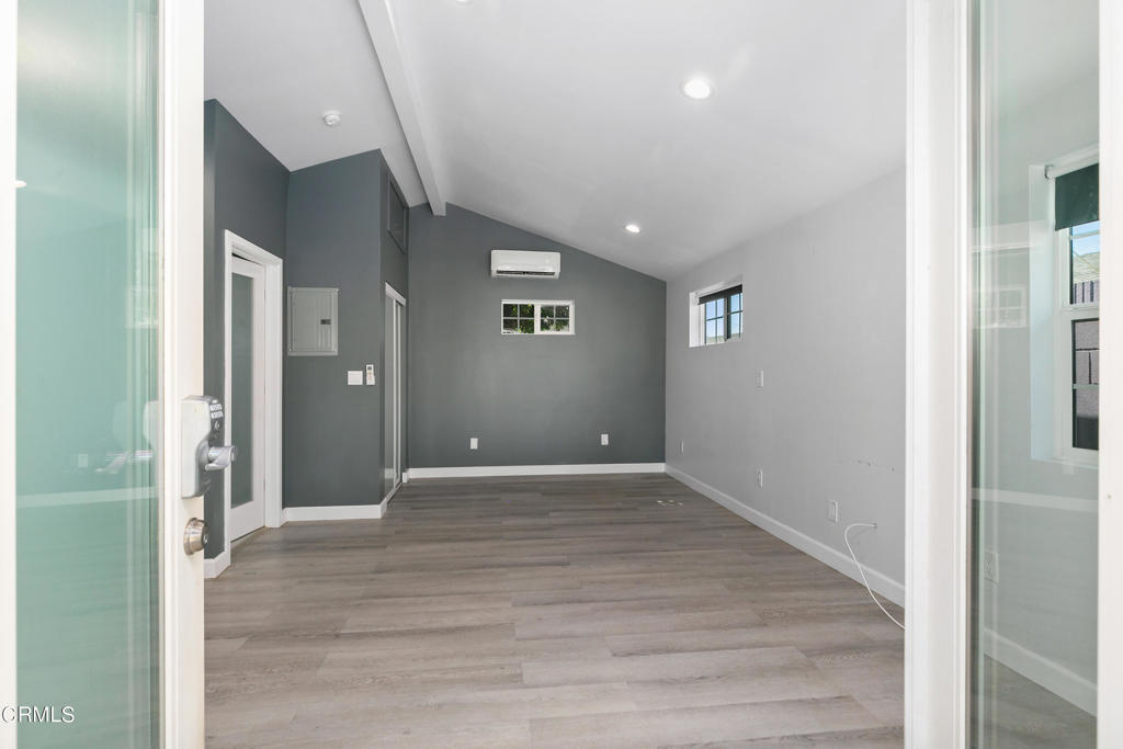 15247 Binney Street Unit: 1/2