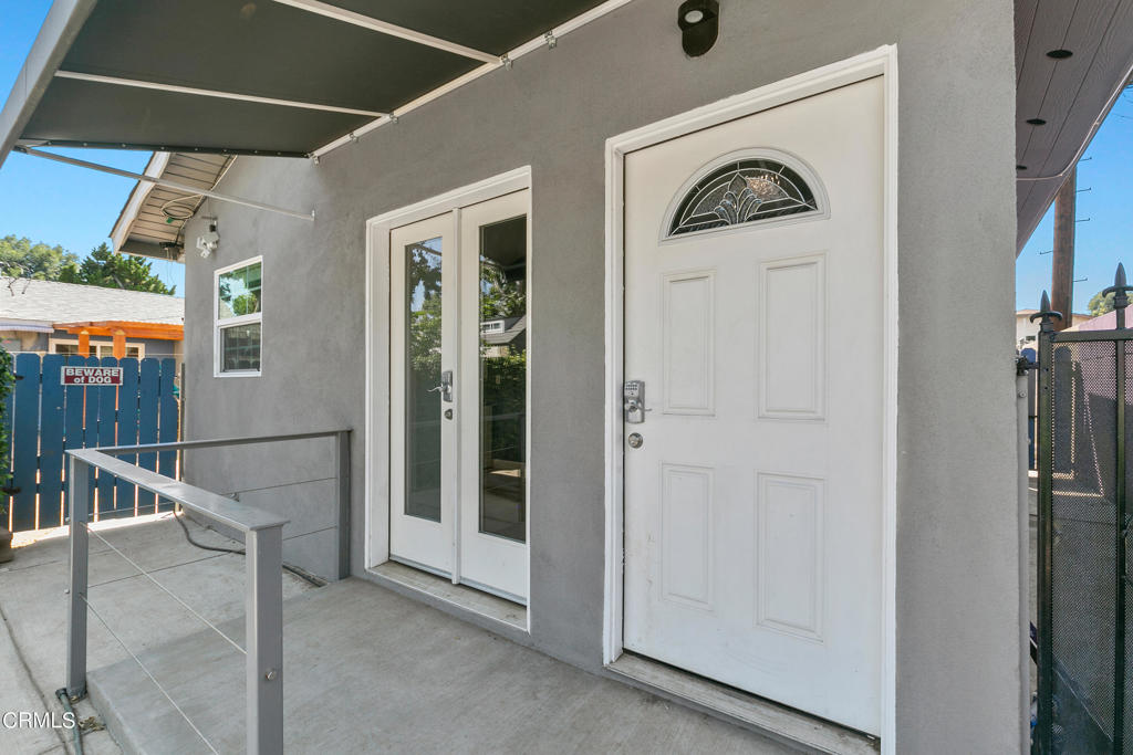 15247 Binney Street Unit: 1/2