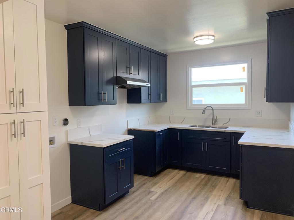 5663 Fountain Avenue Unit: 5