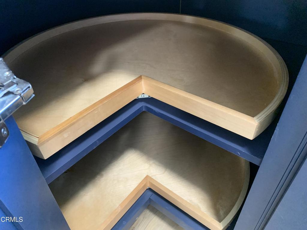 5663 Fountain Avenue Unit: 5