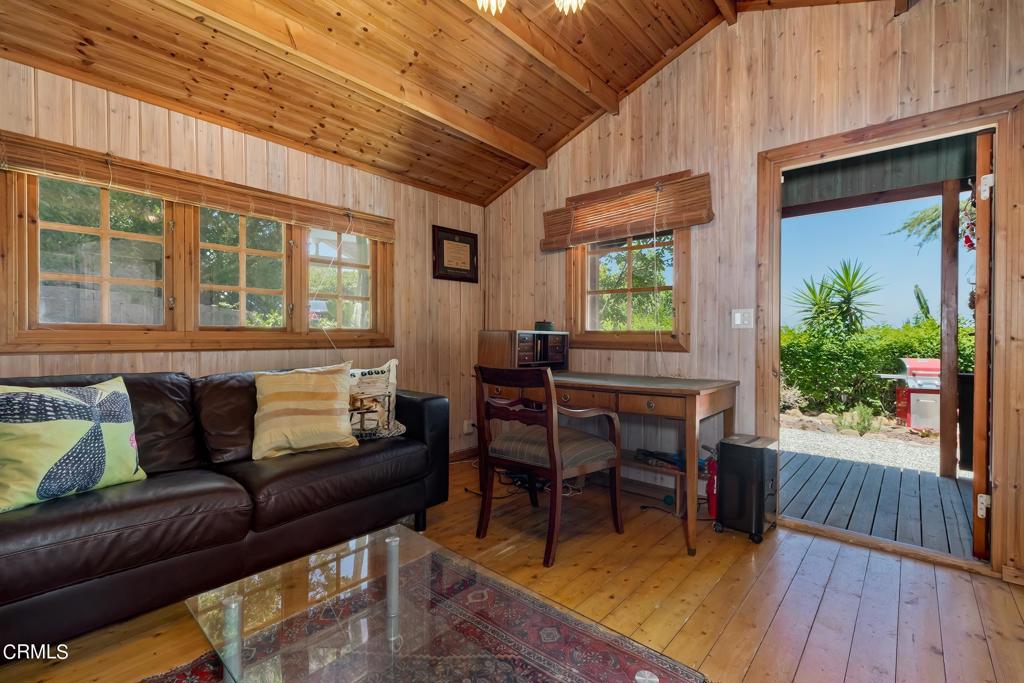 3145 Coldwater Canyon Avenue