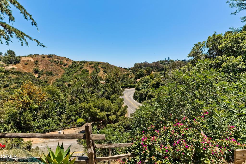 3145 Coldwater Canyon Avenue