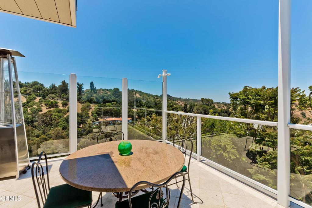 3145 Coldwater Canyon Avenue