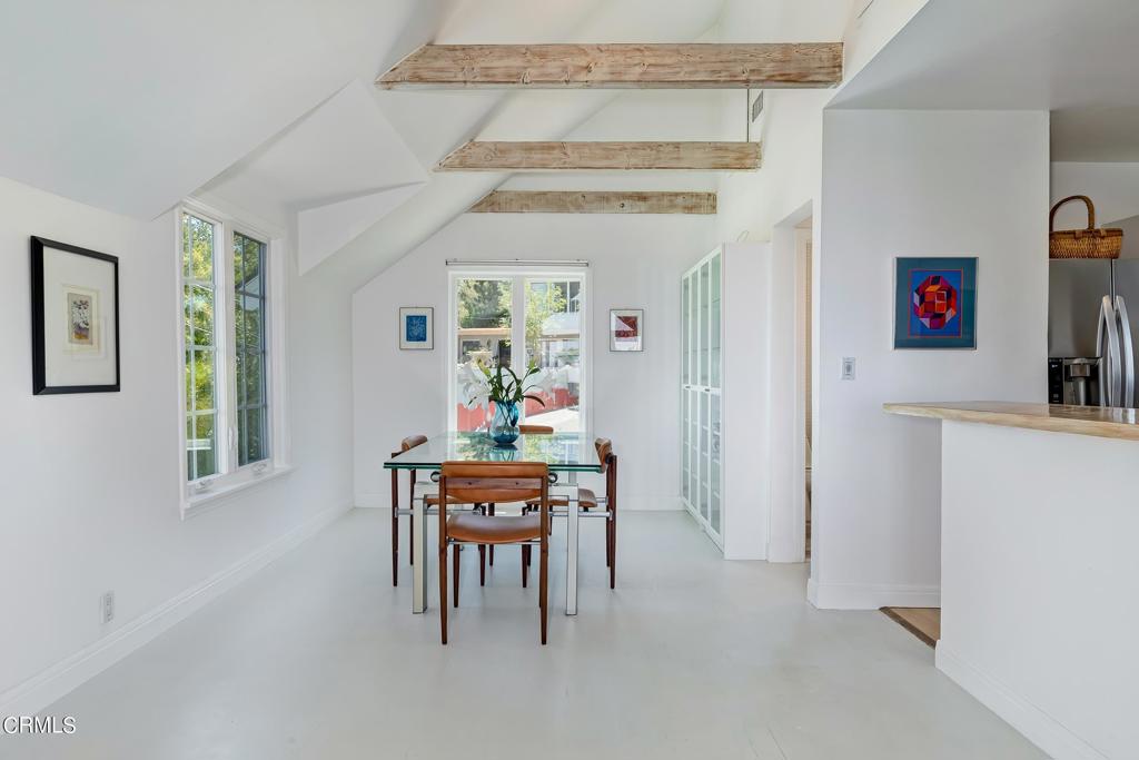 3145 Coldwater Canyon Avenue