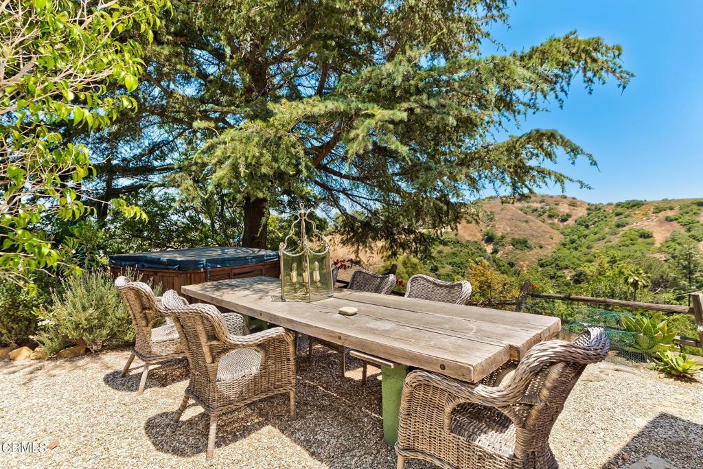 3145 Coldwater Canyon Avenue