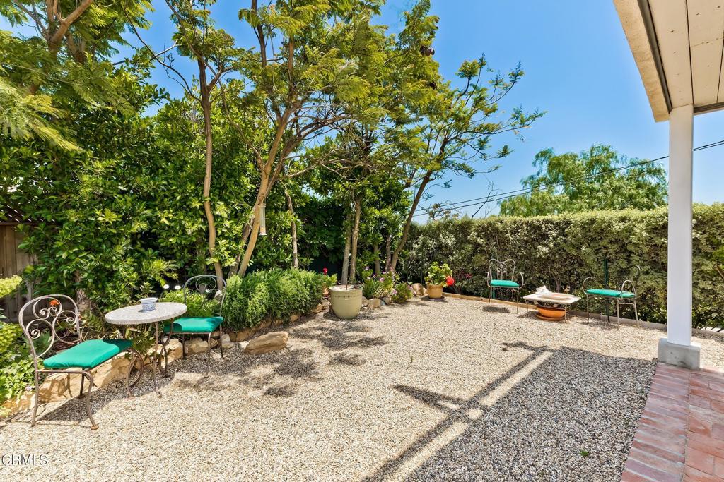 3145 Coldwater Canyon Avenue