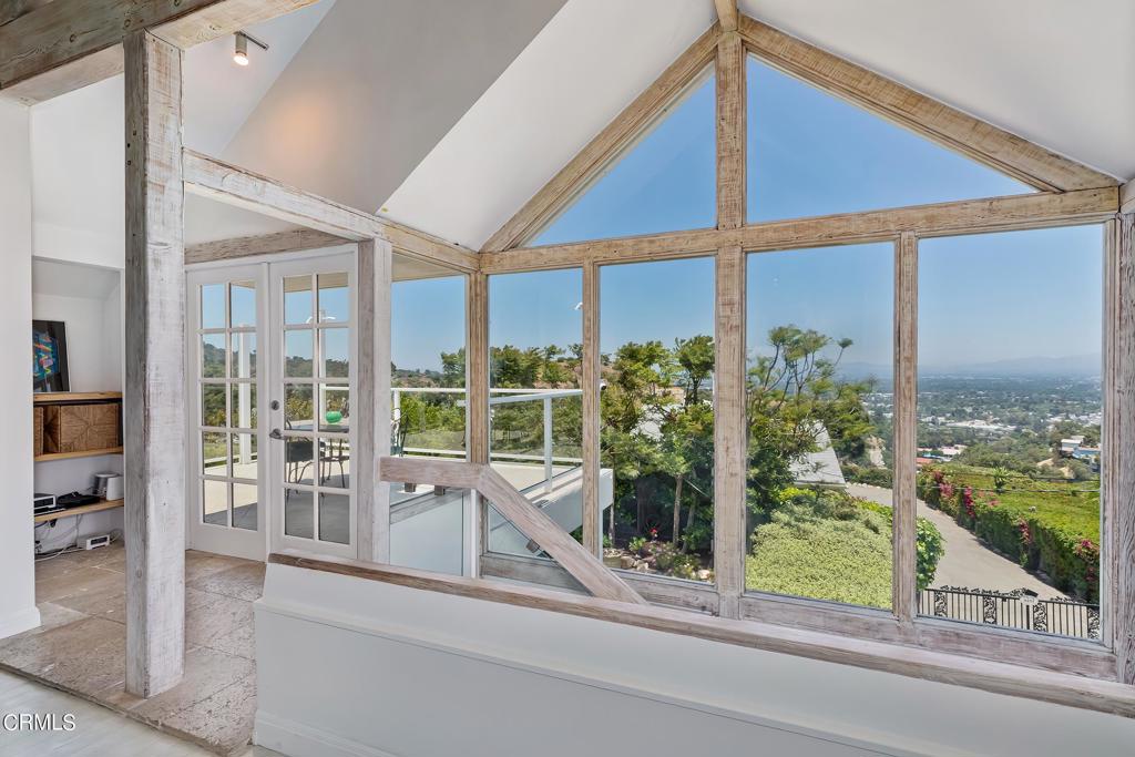 3145 Coldwater Canyon Avenue