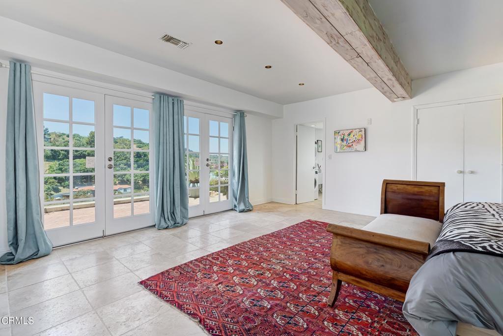 3145 Coldwater Canyon Avenue