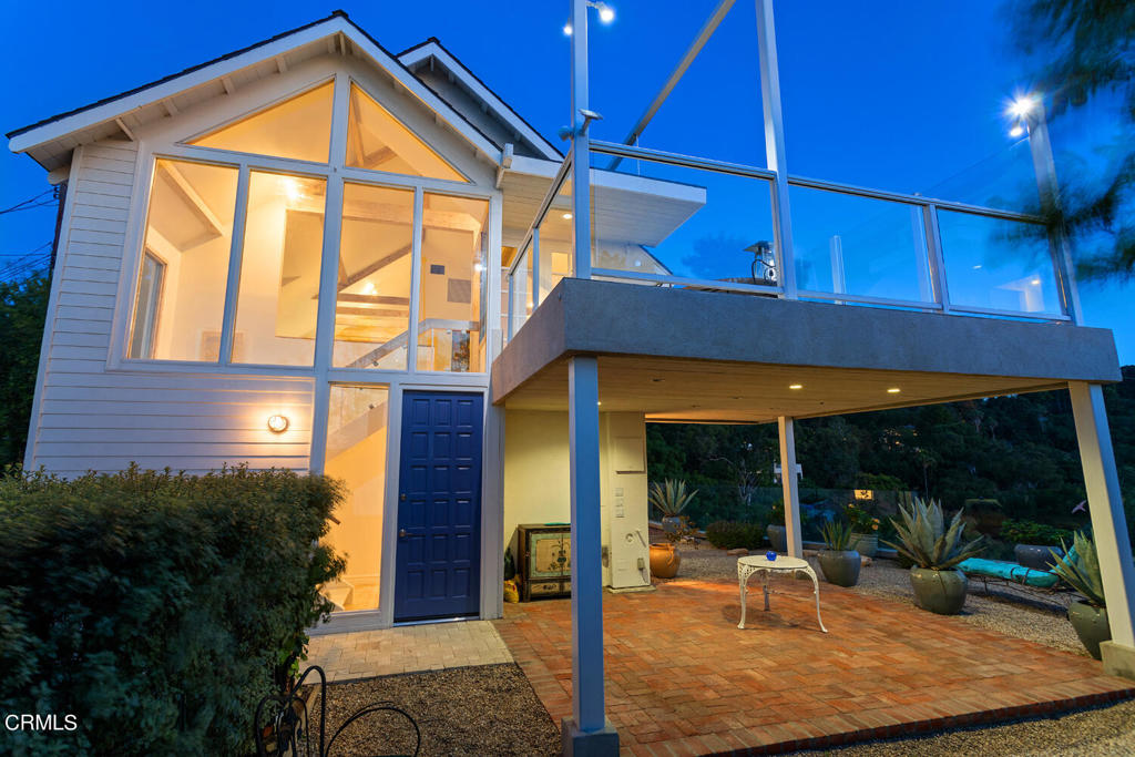 3145 Coldwater Canyon Avenue