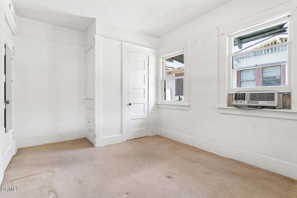 1284 Wesley Avenue
