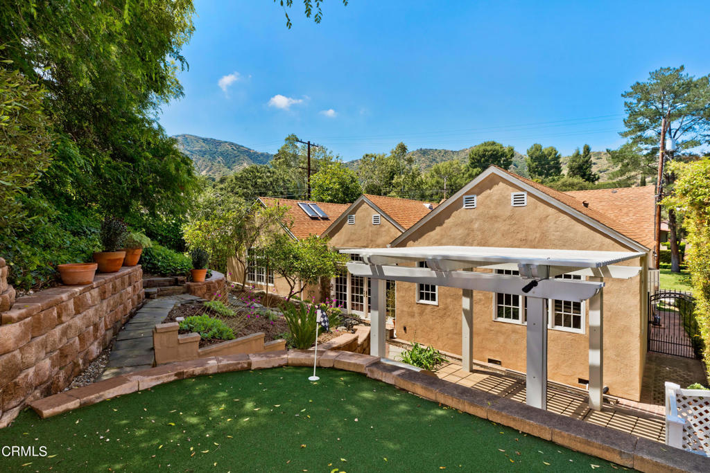 1438 Opechee Way