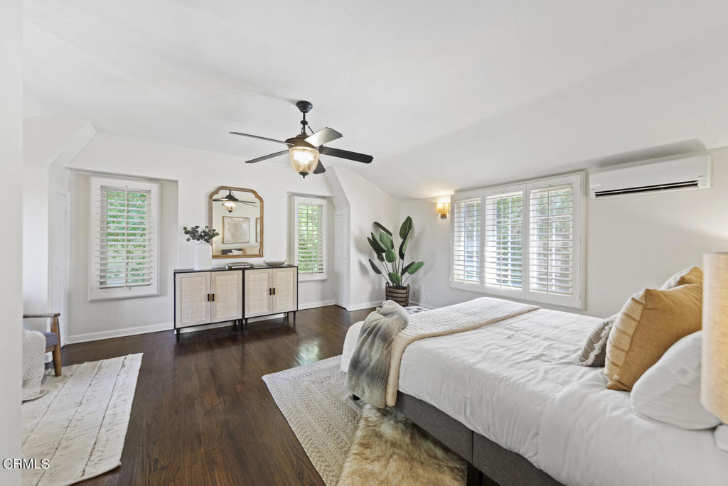 1206 E Mendocino Street