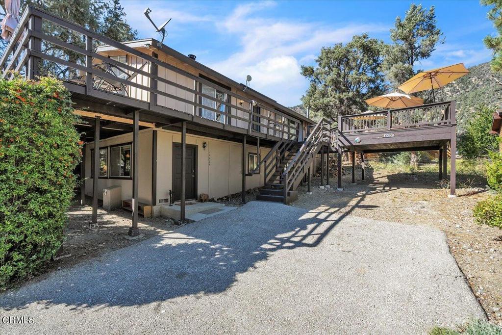 16605 Aleutian Drive