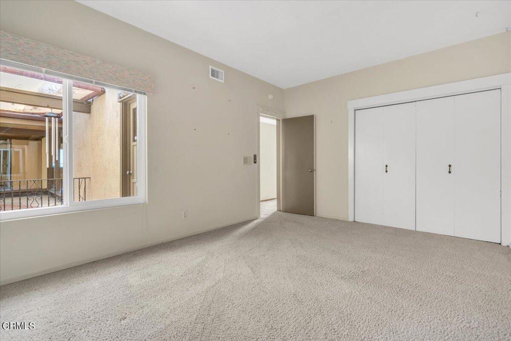 2634 N Mountain Avenue Avenue