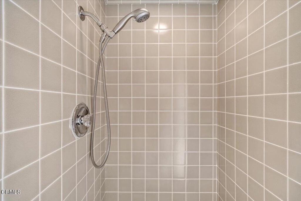 2634 N Mountain Avenue Avenue